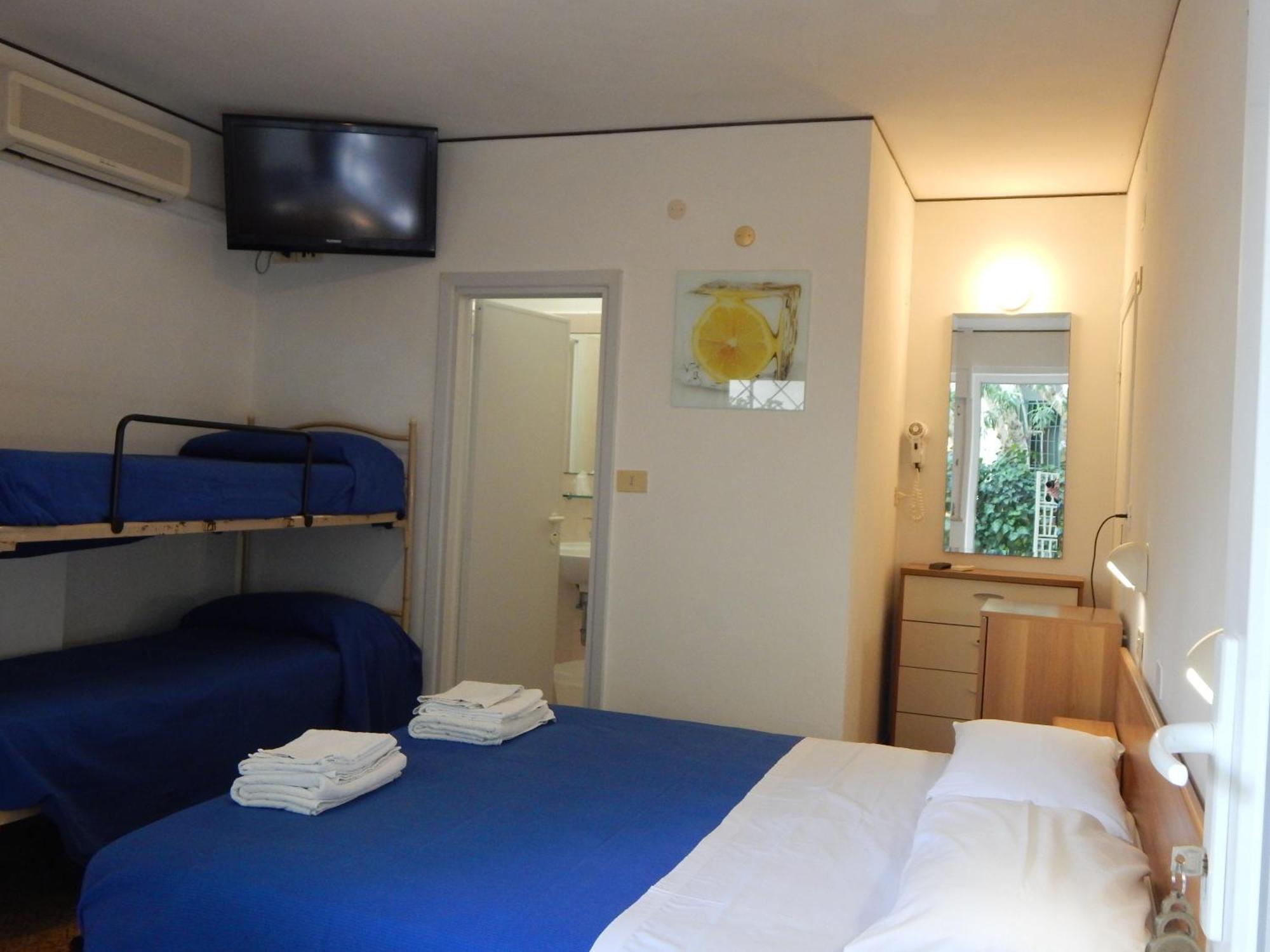 Hotel Vera Riccione Exterior photo